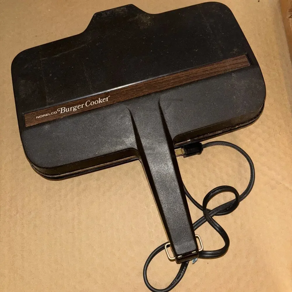 Vintage Norelco Burger Cooker Double Hamburger Grill Model HB 2222-OPEN BOX